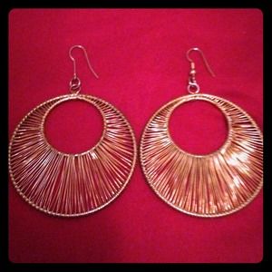 Gold wired earrings!!