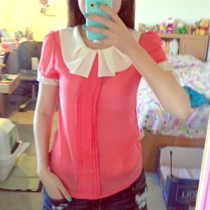 Cute peachy red sheer top.. Size XS