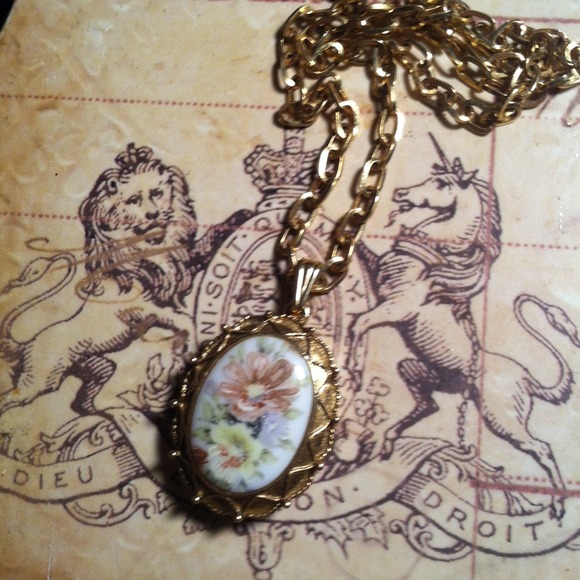 Luzier vintage locket gloss perfume holder
