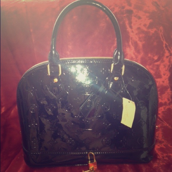 💢SOLD 💢Alma Handbag!