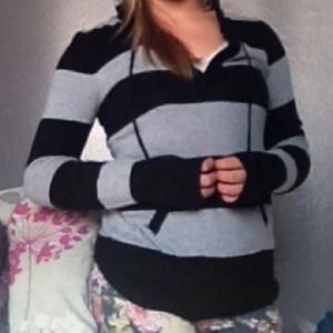 Sweater/shirt