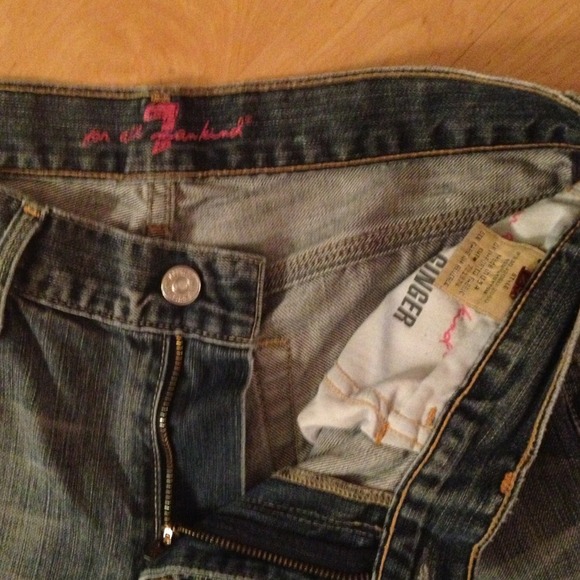 7 For All Mankind - Picture 2 of 4