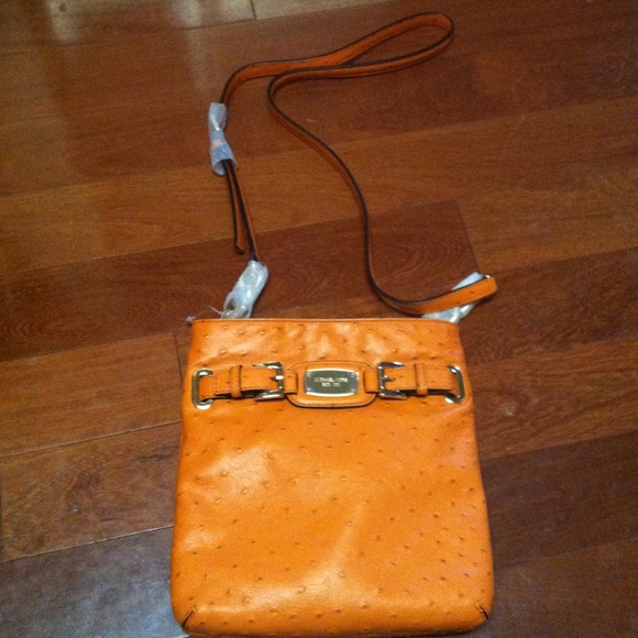 **SOLD** Michael Kors Authentic Crossbody - Picture 3 of 4