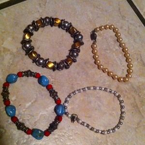 🚫Sold🚫🎁Bracelets