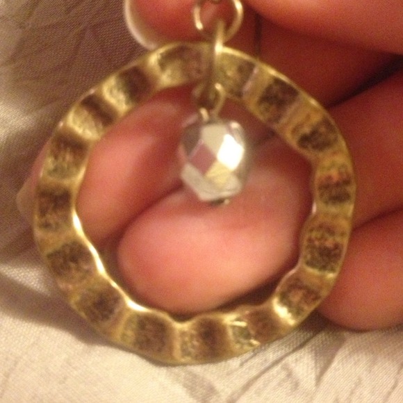 #71. Fun hoops with an antique bronze look - Picture 2 of 3