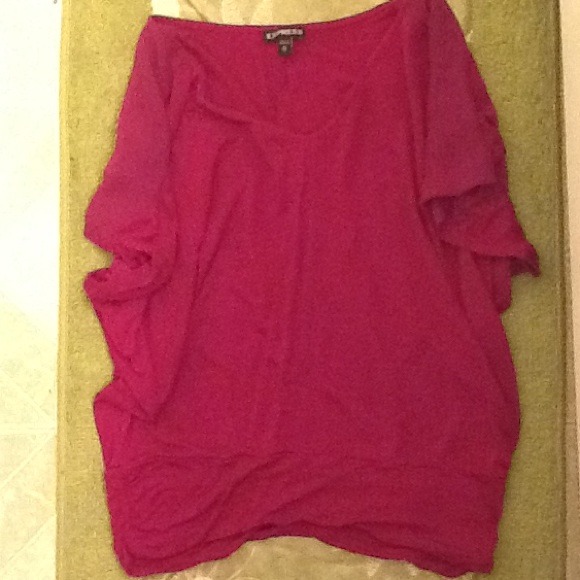 A loose foley shirt