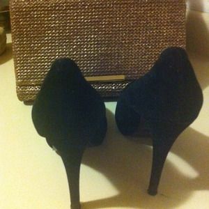 🎉Just Reduced🎉Black suede shoes size 7
