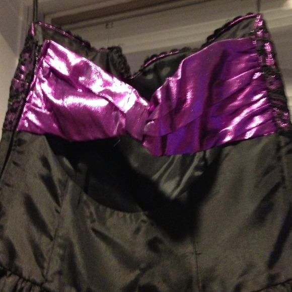 Totally 80s dress - Picture 3 of 3