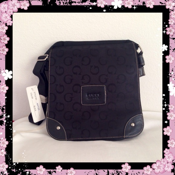🌸SOLD🌸 Black Cross Body bag 🌸
