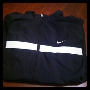 ❤Nike windbreaker!