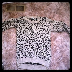 ***TRADED*** Leopard printed oversized sweater