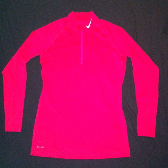 NIKE ✔ Hot Pink Dri-Fit Running Top