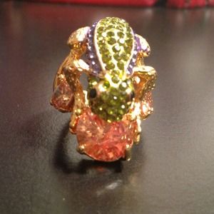Gem encrusted frog ring