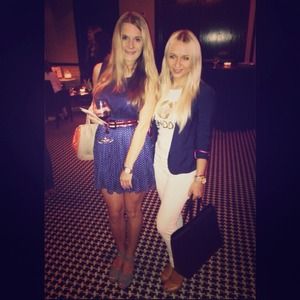 Poshmark Dallas Party 💛 - Meet your seller ✌