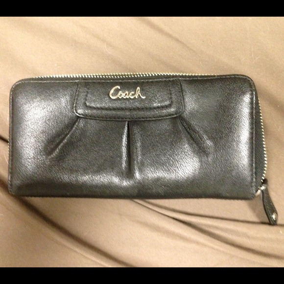 Authentic Coach Black Leather Checkbook Wallet