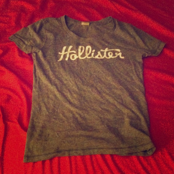 Hollister shirt
