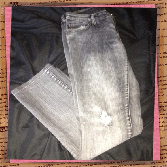 ⛔Traded⛔ Gray Skinny Jeans