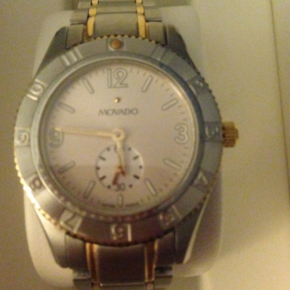 Movado Ladies Gentry watch, quartz. Worn < 5 times display picture 1