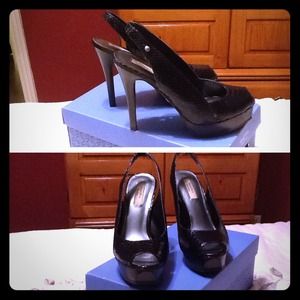 Simply Vera by Vera Wang heels