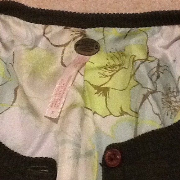 Abercrombie) Cute Short Cardigan! - Picture 3 of 4