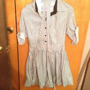 Black and white adorable pin stripped dress.