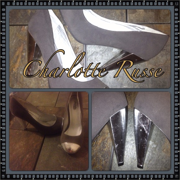 Heels - Picture 2 of 2