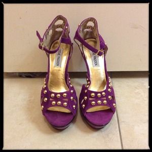Steve Madden Purple Kerrin Suede Studded Shoe