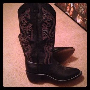 Women's size 7 M cowboy boots!