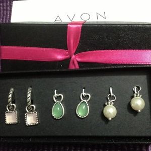 Small hoop interchangeable earring set by Avon