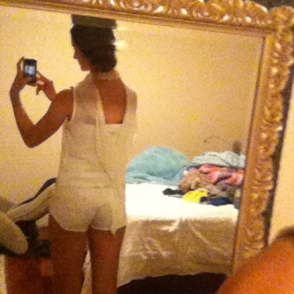 White are through shirt never worn with studs - Picture 3 of 3