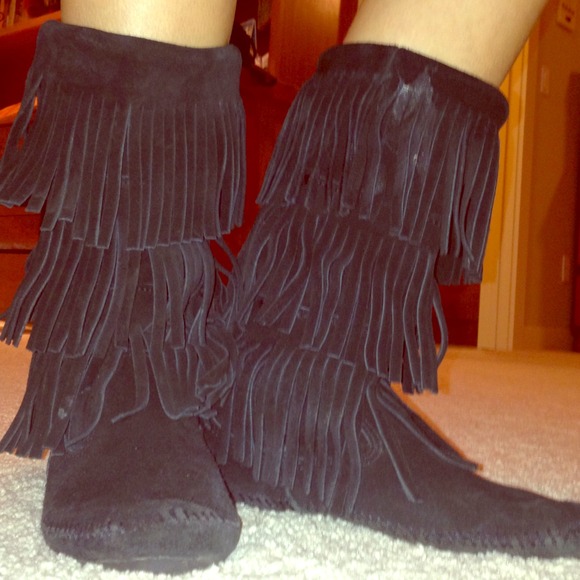 Black Minnetonka Fringe boots