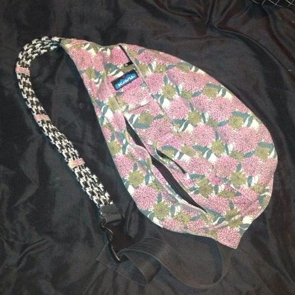 KAVU bag!