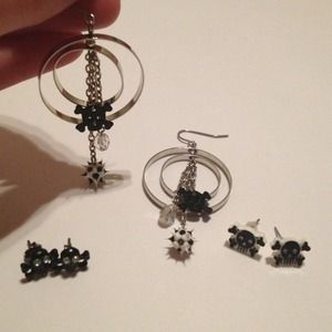 60% OFF 3 Pairs of Skull Earrings.