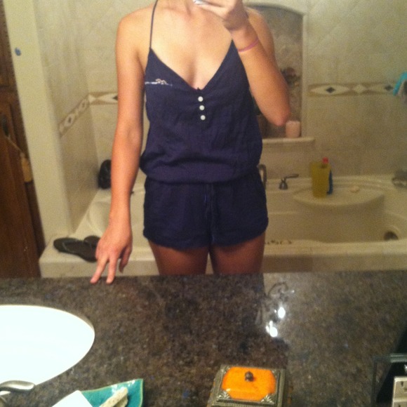Navy blue romper - Picture 1 of 2