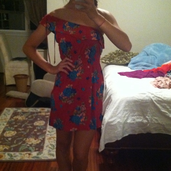 Red flowery one shoulder dress - Picture 1 of 1