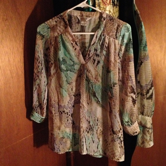 Cute shirt - SOLD