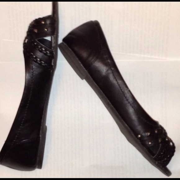 Black, open toe flats. Sz 6 Med