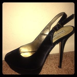 Satin heels discounted!