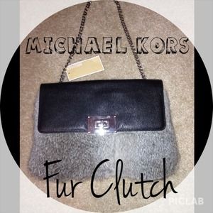 🎉Last chance🎉Michael Kors Chain Fur Clutch Purse