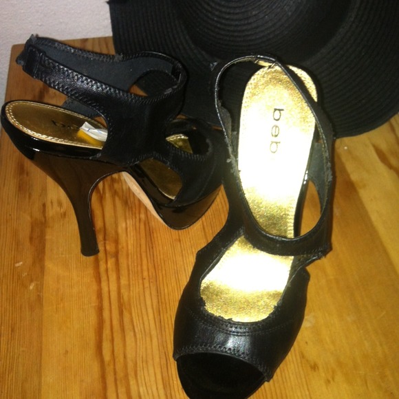 Bebe - Picture 2 of 3