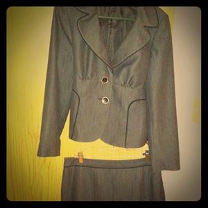 Nine West Blazer/Pencil skirt suit