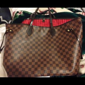 Lv neverfull