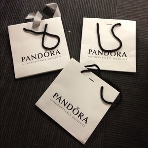 Pandora shopping bags