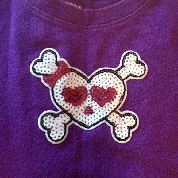 Cute purple shirt with sequence design - Picture 2 of 2
