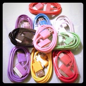 iPhone 3, 4/4S USB cables💜