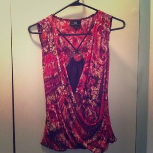 Sleeveless top. Super cute!