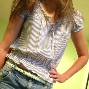 Adorable Blue and white pinstriped Forever 21 top