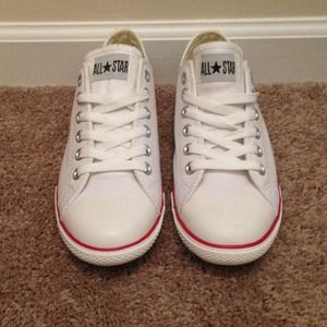 Chuck Taylor Unisex leather sneaker