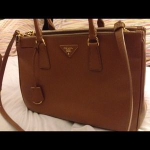 Prada saffiano double zip tote bag - medium
