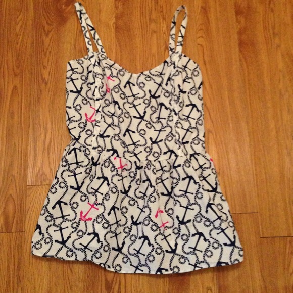 🚫ON HOLD🚫 Lilly Pulitzer Peplum top